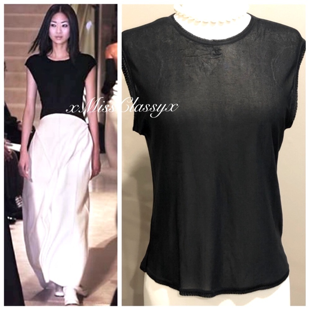 ✨RARE Vintage CHANEL 1998 Runway Collection CC Logo Sleeveless Top Shirt Blouse